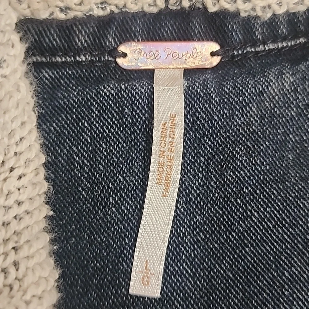 Free People Vintage Distressed Indigo Denim Gray Sleeves Hooded Jacket Sz L - Picture 8 of 10